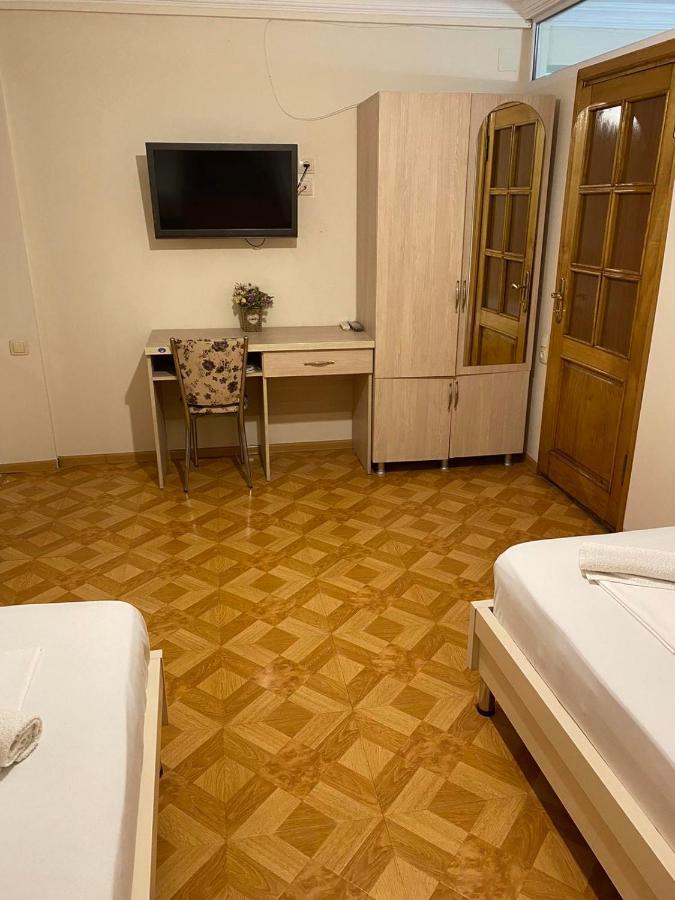 Hotel Tao Batumi Bagian luar foto