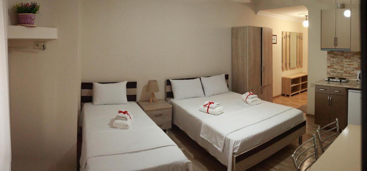 Hotel Tao Batumi Bagian luar foto