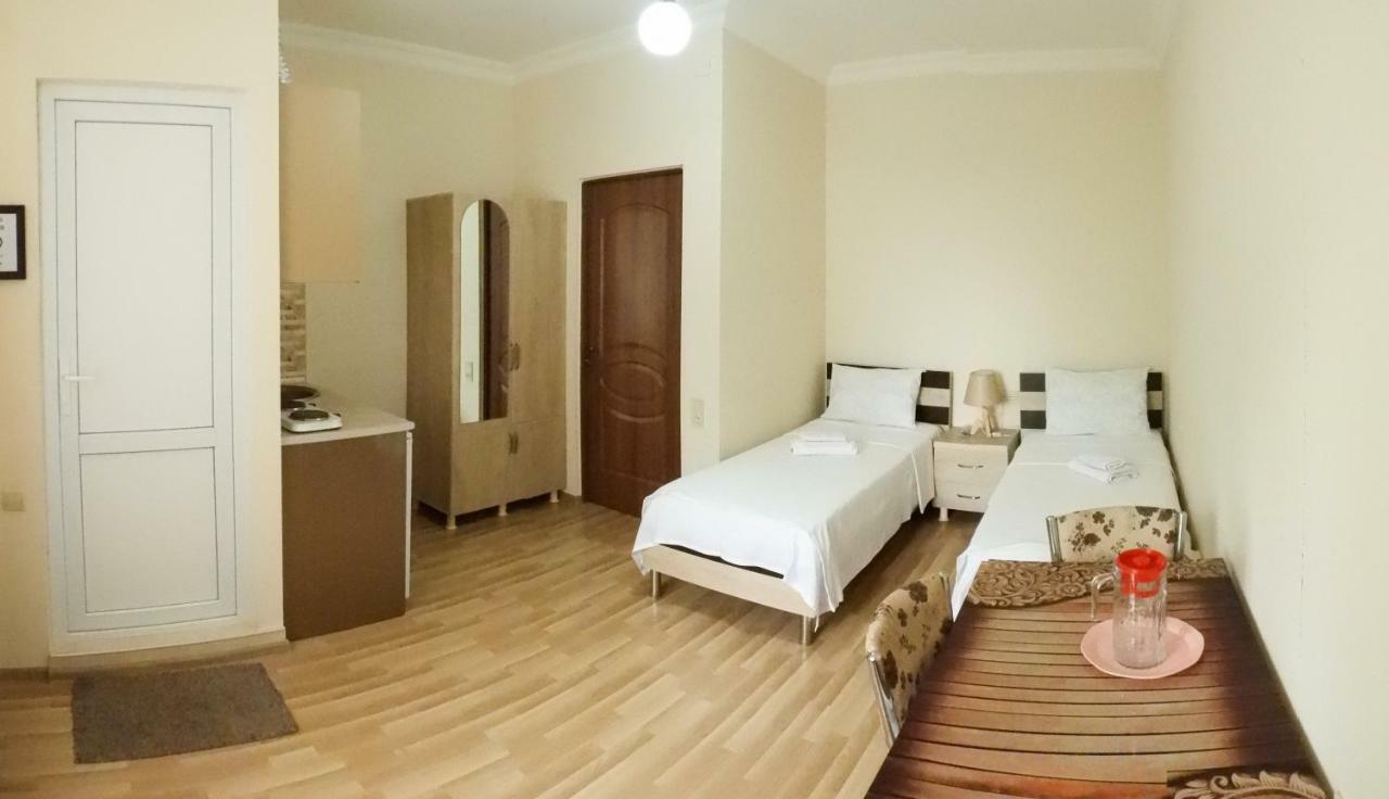Hotel Tao Batumi Bagian luar foto