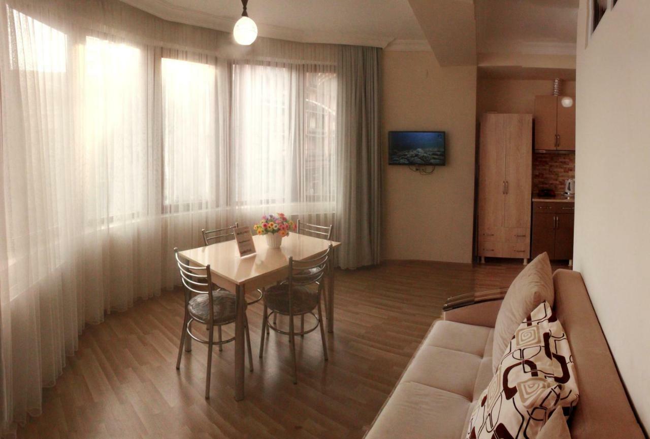 Hotel Tao Batumi Bagian luar foto