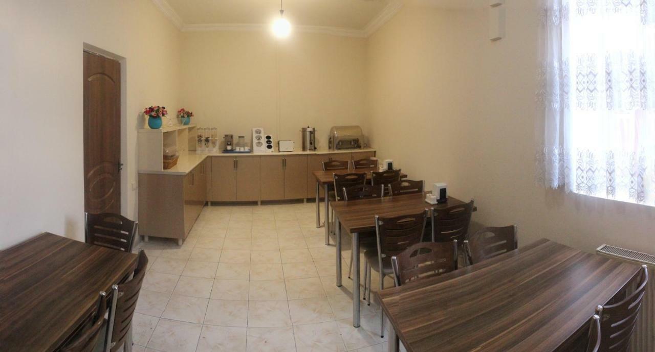 Hotel Tao Batumi Bagian luar foto