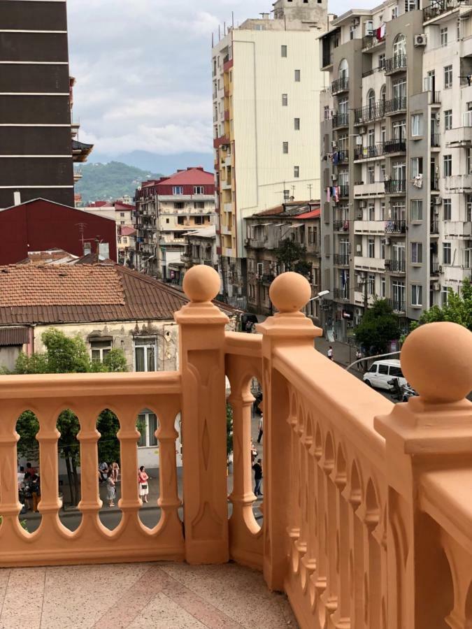 Hotel Tao Batumi Bagian luar foto